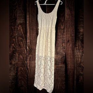 Mimi Chica Cream Lace Maxi Dress